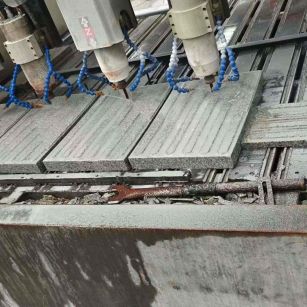 攀枝花 芝麻白花岗岩荔枝面盲道雕刻