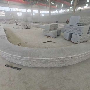 攀枝花 芝麻白异形坐凳，自然面光面弧形加工