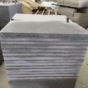 攀枝花 芝麻白5公分火烧地铺成品，900*400，规格可定制