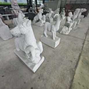 攀枝花 芝麻白花岗岩造型立体雕刻——十二生肖