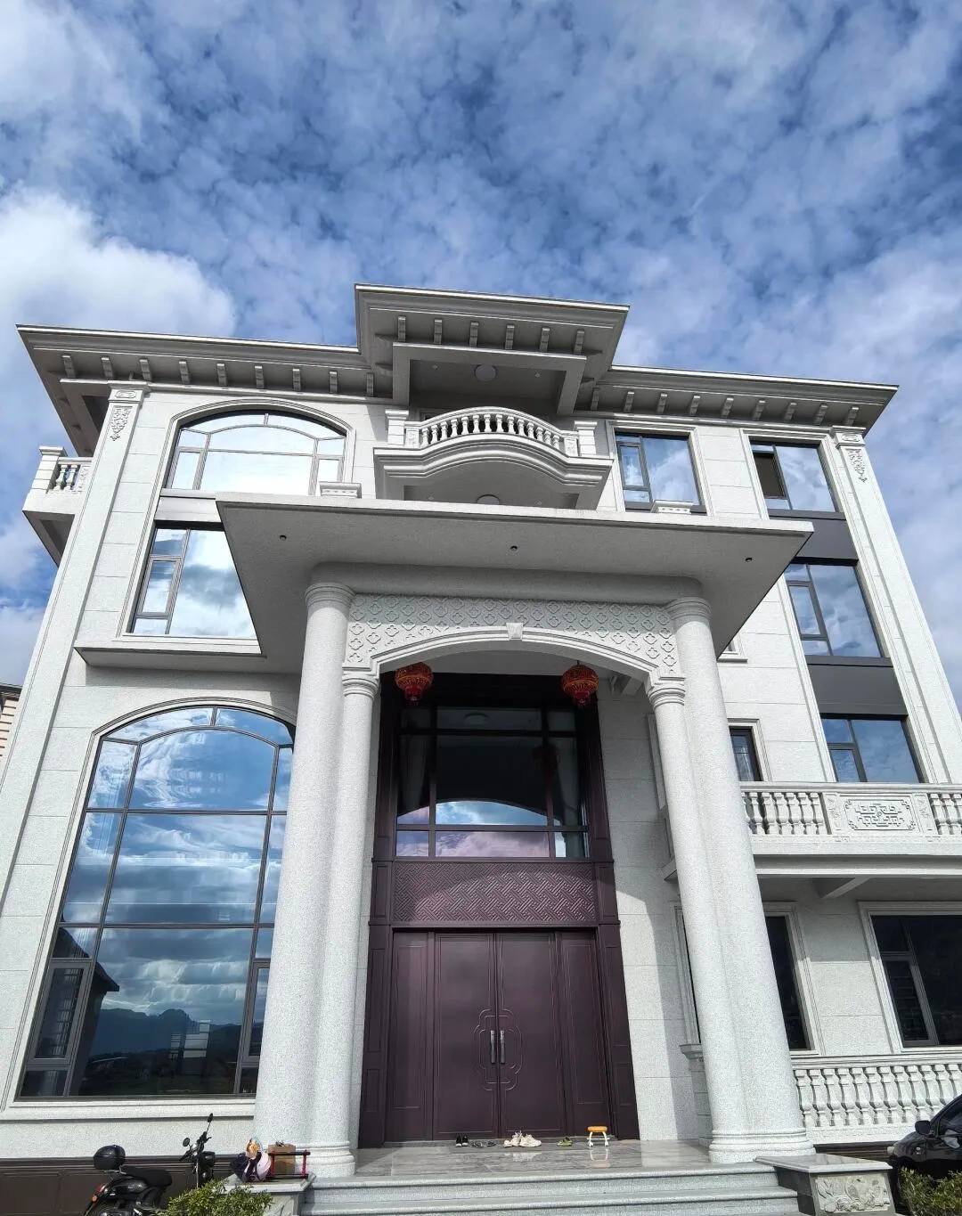 攀枝花白麻别墅外墙干挂石材效果示例