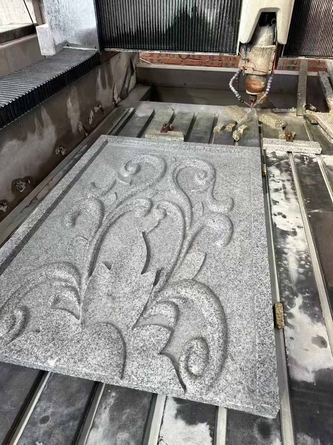 攀枝花 白麻别墅干挂雕花板