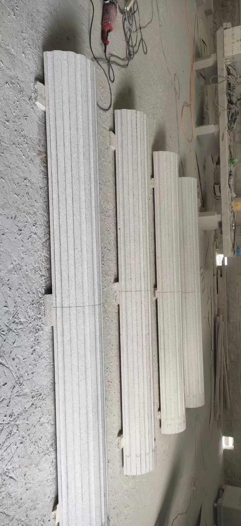 攀枝花 花岗岩厂家带你看白麻花岗岩门楼大柱柱皮