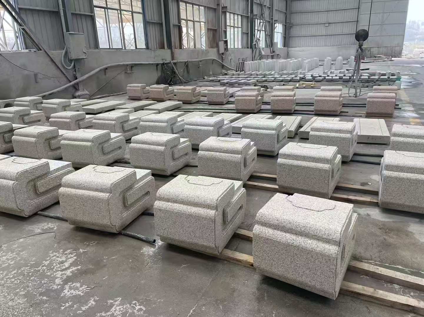 攀枝花 白麻花岗岩异形加工-石凳，坐凳