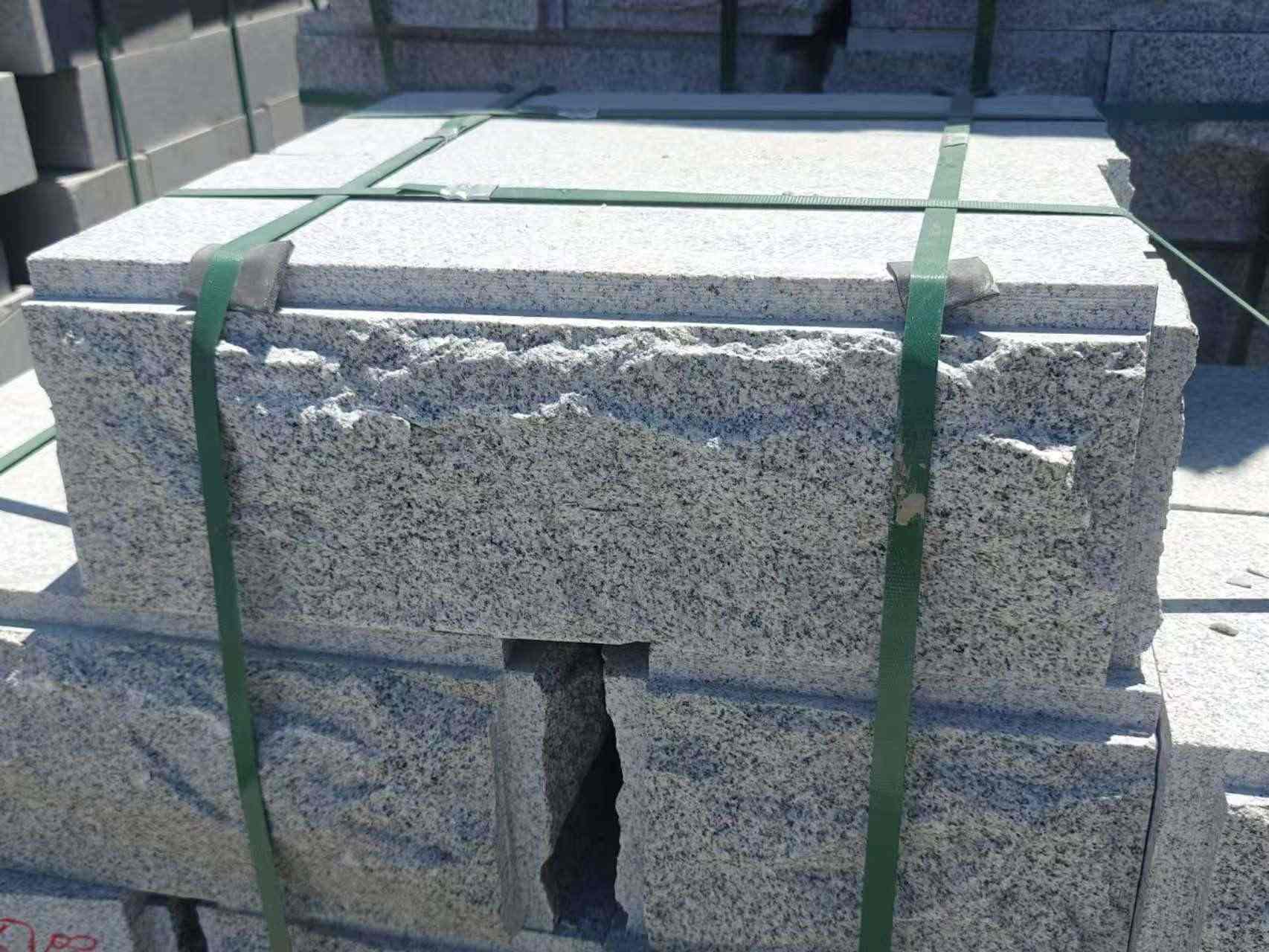 攀枝花 芝麻白花岗岩自然面成品