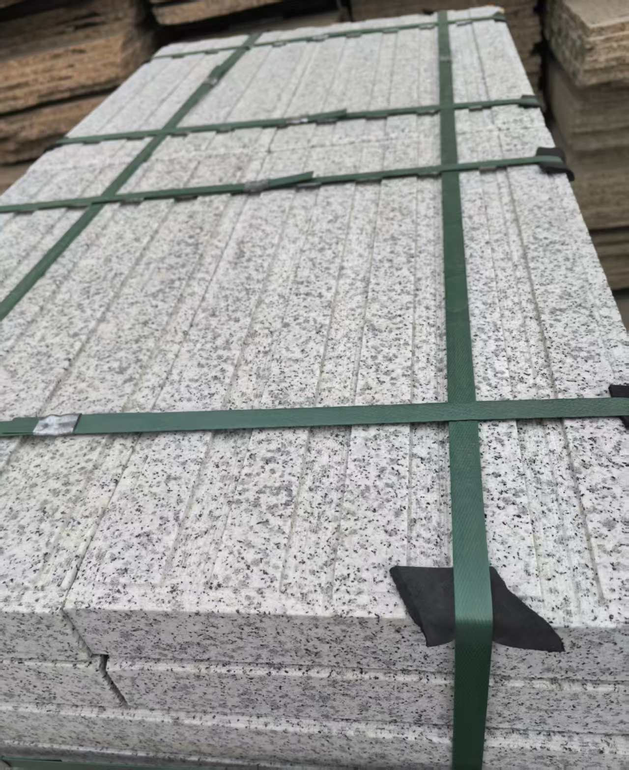 攀枝花 白麻花岗岩直行盲道石，盲条，地铺石