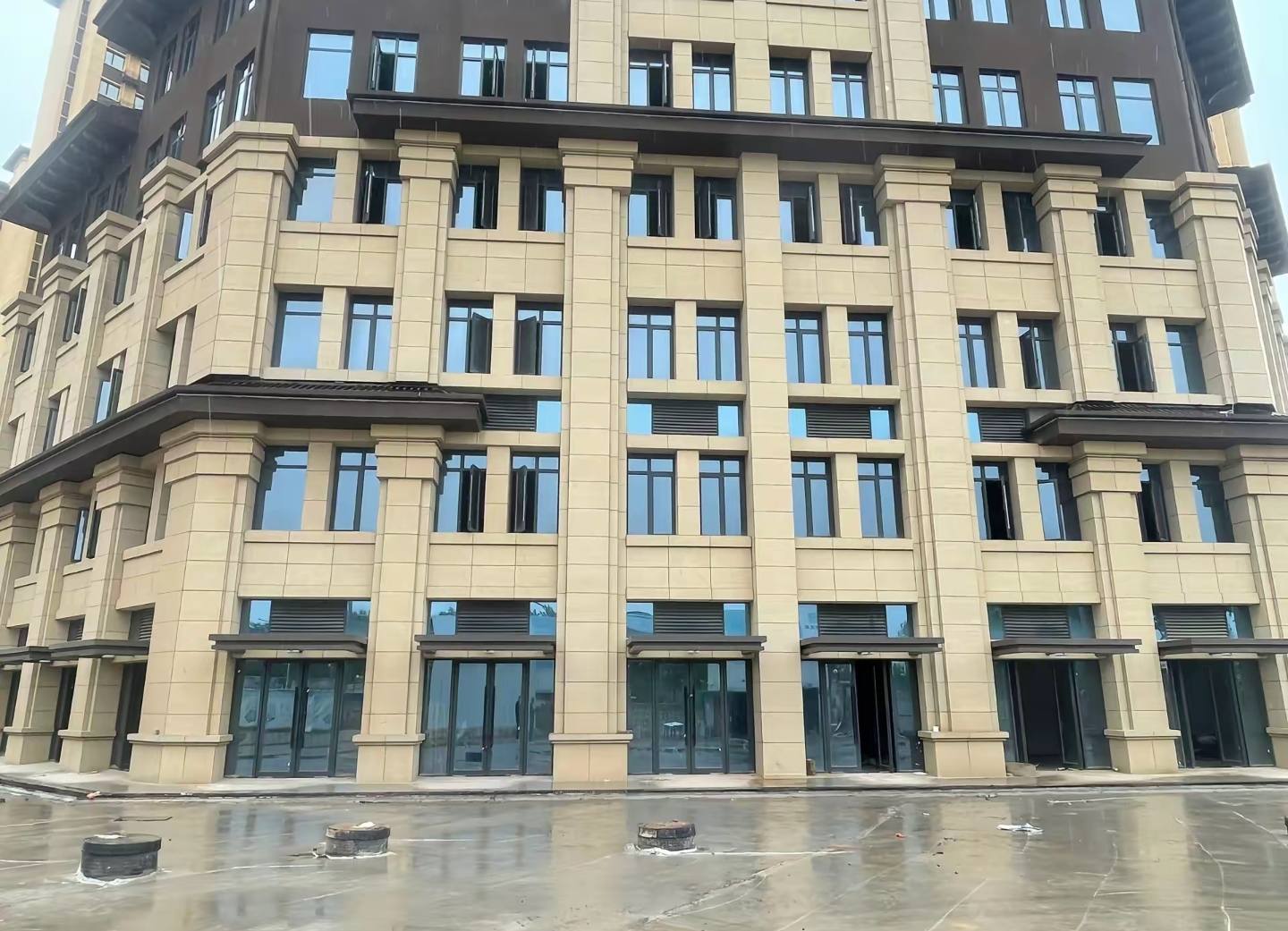 攀枝花 黄金麻花岗岩荔枝面小区外墙干挂