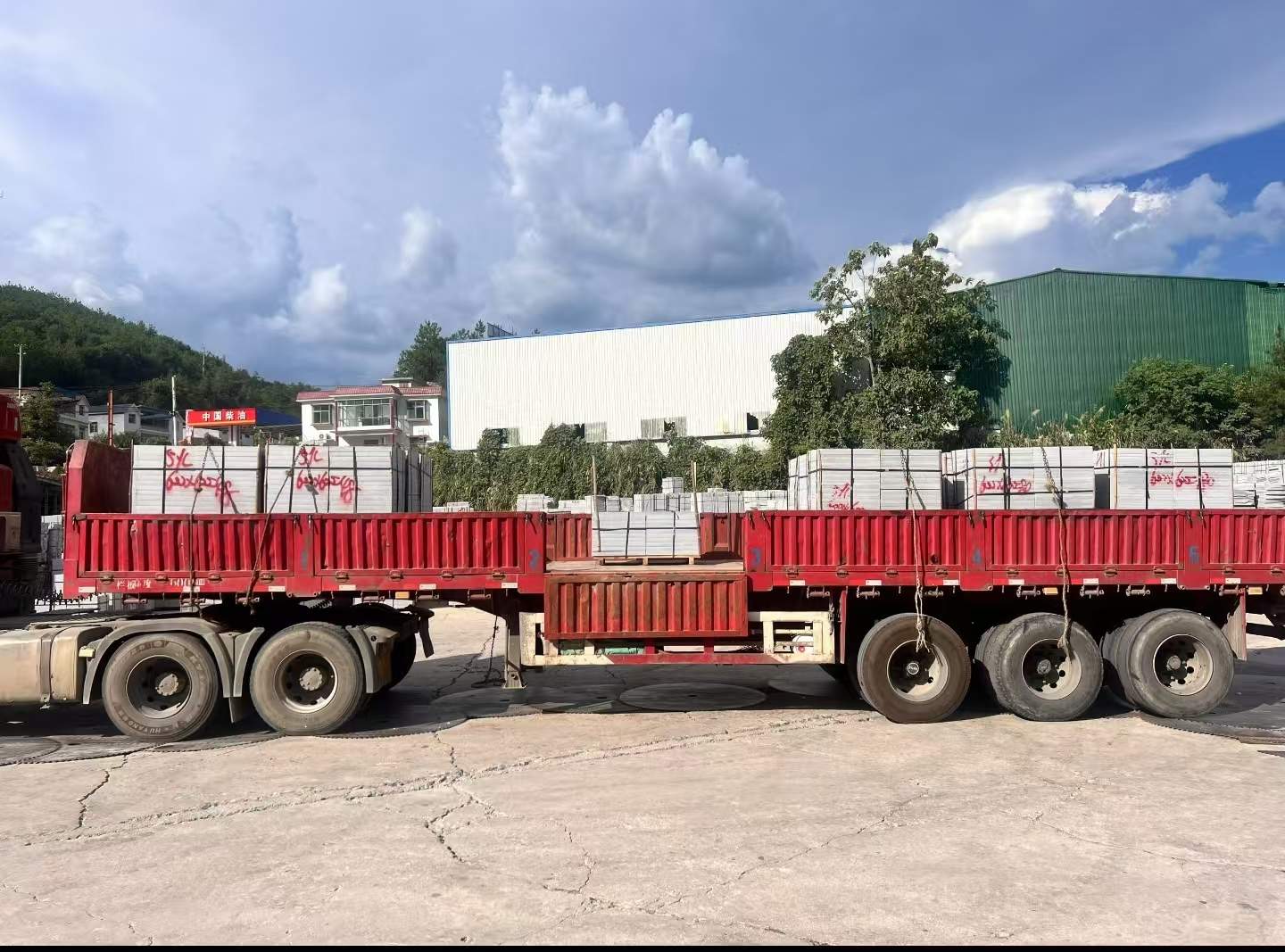 攀枝花 芝麻灰花岗岩地铺石出货日常