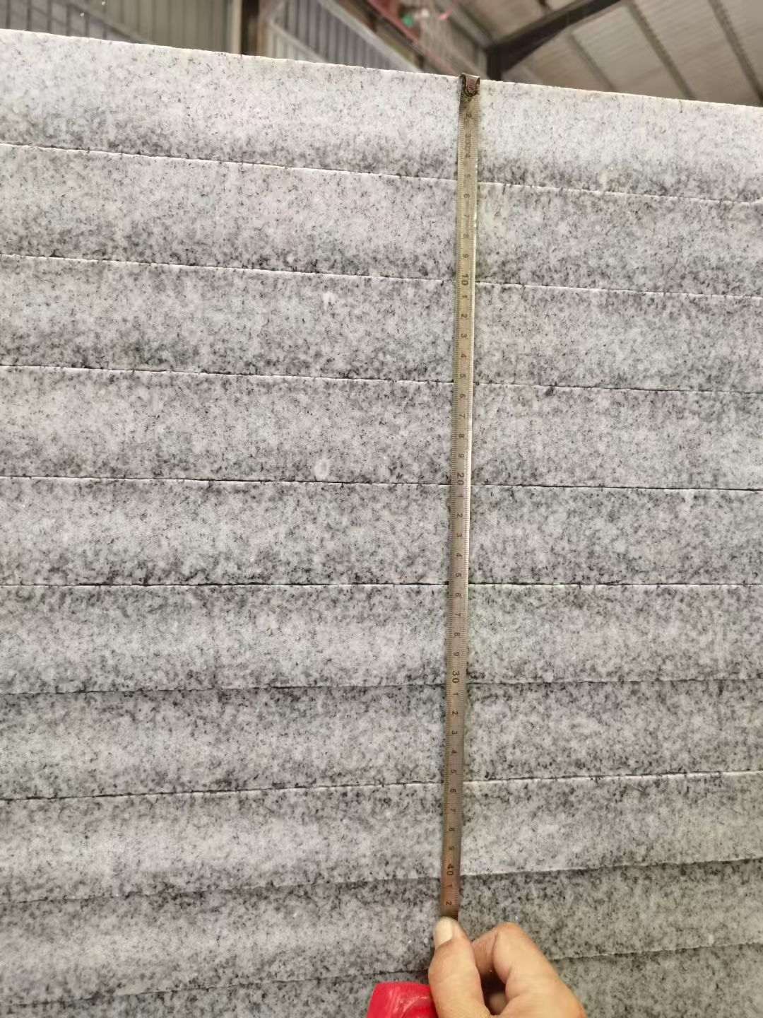 攀枝花 芝麻白火烧成品厚薄均匀，B料价格接近A料质量