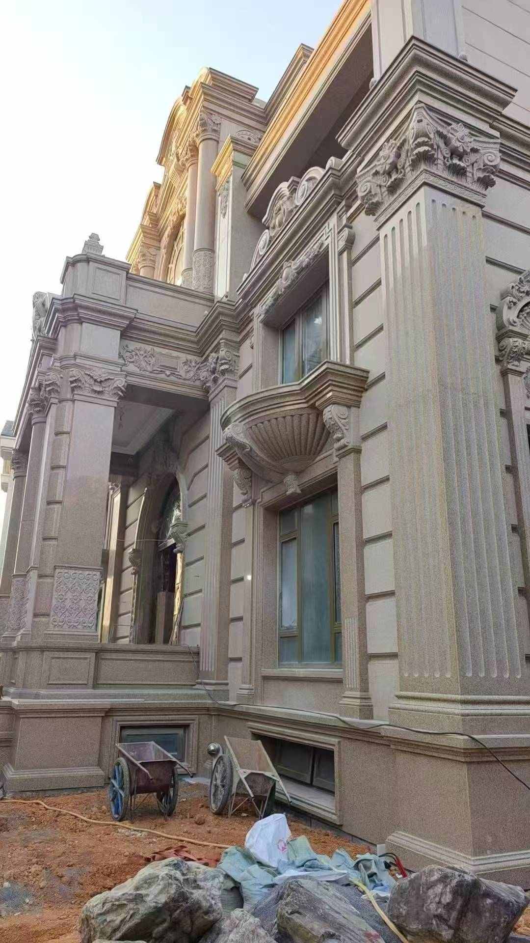 攀枝花 黄金麻花岗岩光面别墅外墙干挂施工完成