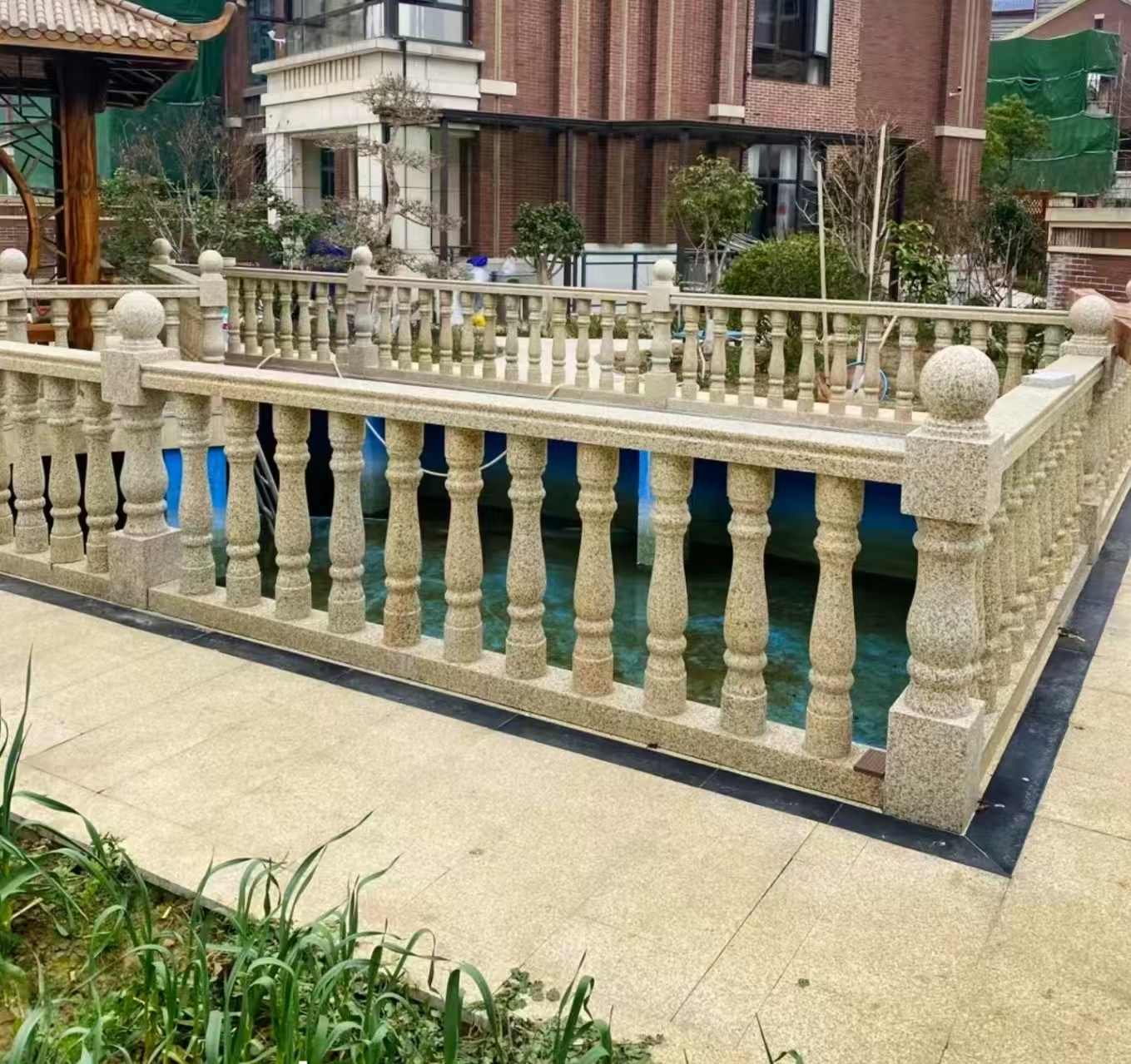 攀枝花黄金麻花岗岩石材栏杆，扶手，将军柱，花瓶柱