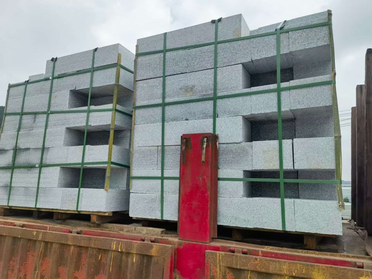 攀枝花 芝麻白花岗岩路沿石，平石，路侧石，马路牙子，路缘石，立缘石，平缘石等