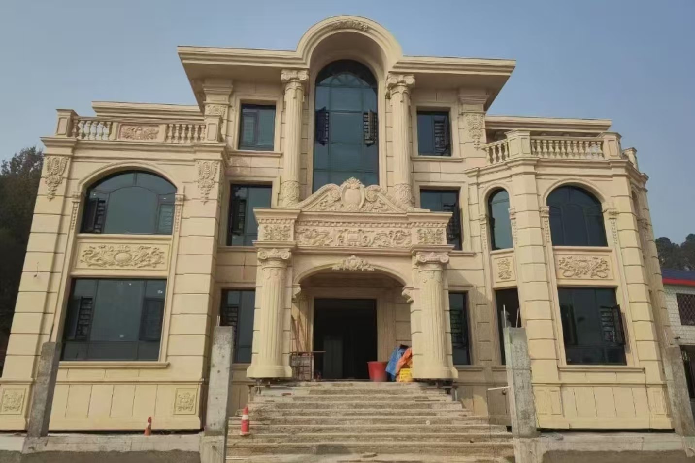 攀枝花 黄金麻花岗岩别墅外墙干挂