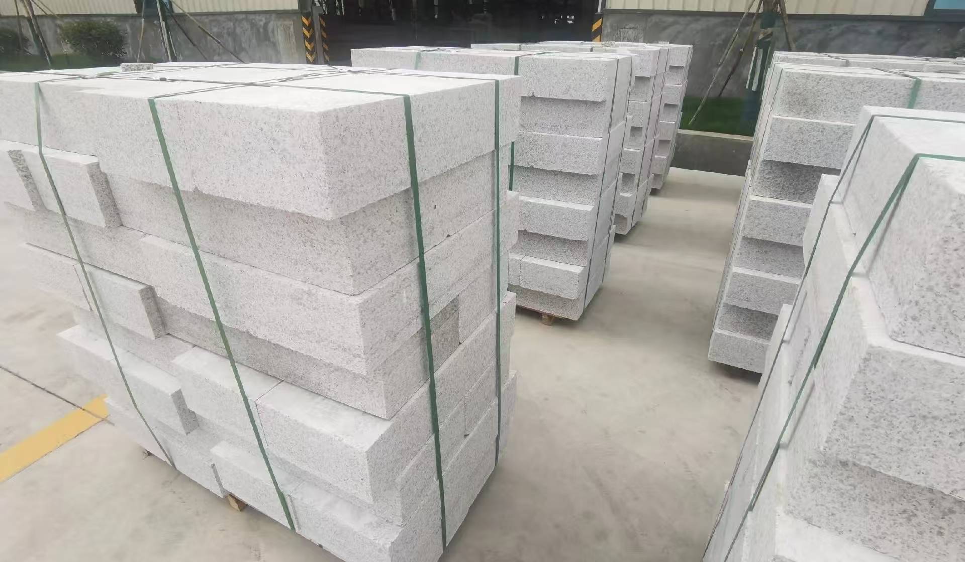 攀枝花 白麻花岗岩路沿石，立缘石，平缘石，路牙石，道牙石，马路牙子等